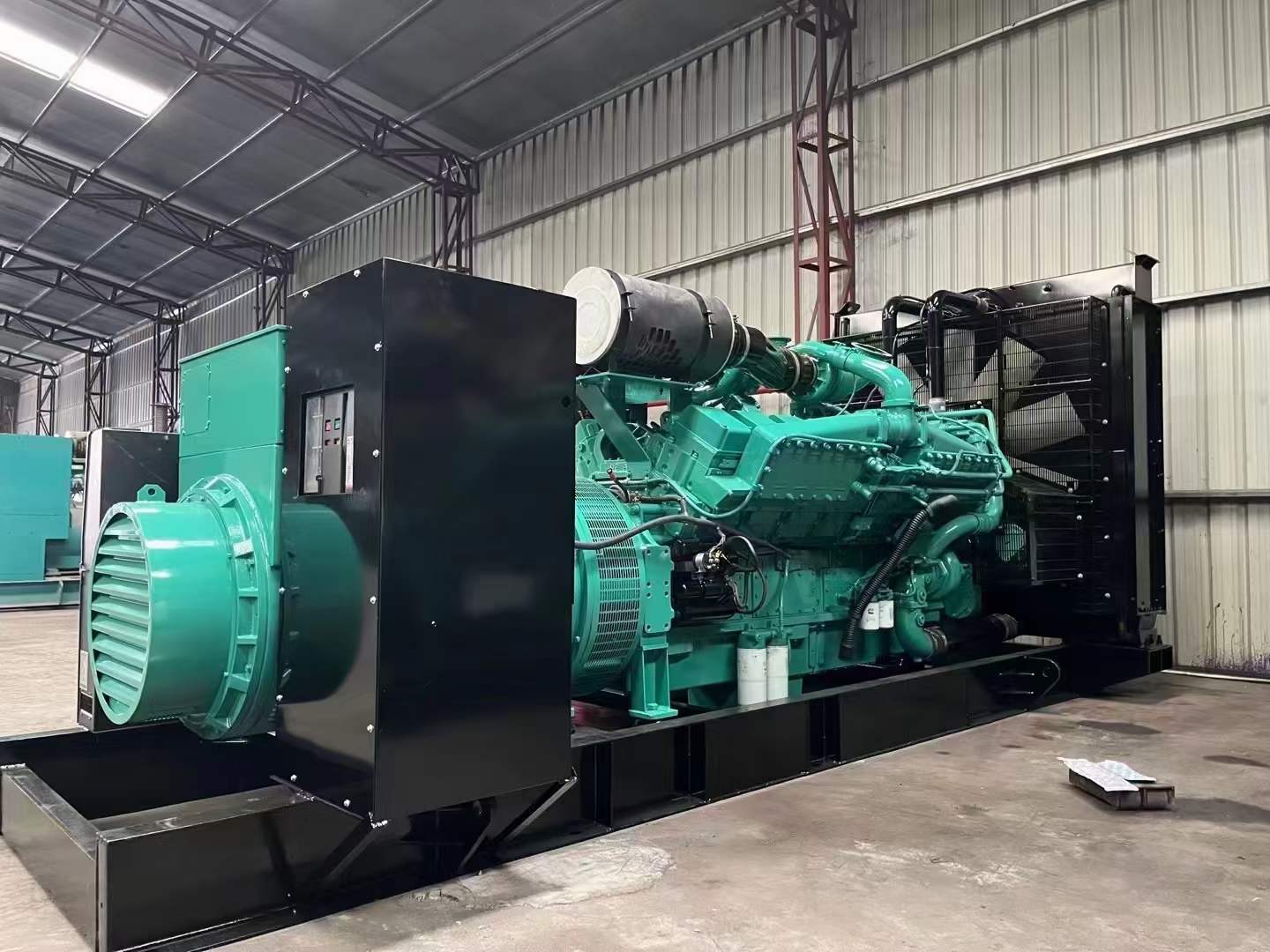 泽普如何降低 800kW 柴油发电机输出电流的波动？